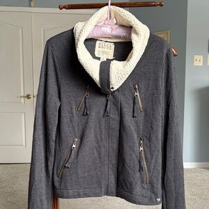 Billabong Charcoal Jacket with Cream Sherpa Collar